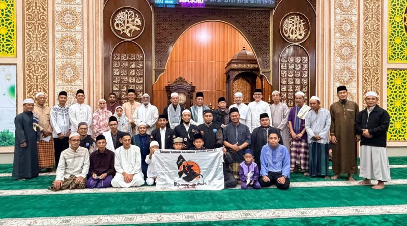 Qiyammul Lail Itikab Malam ke-25 Ramadhan: Wagub Sani Sholat Hajat, Tahajud, Taubah dan Hadiri Milad ke-8 Pejuang Subuh